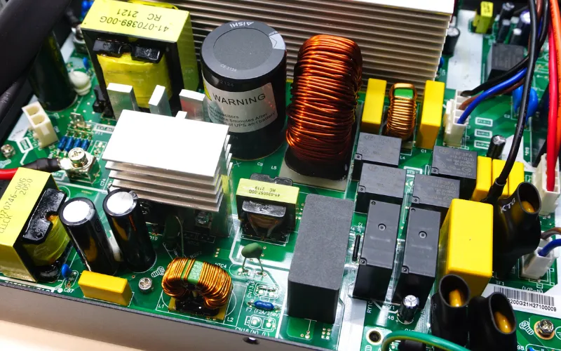 A side-by-side comparison of UPS PCBs from different brands.