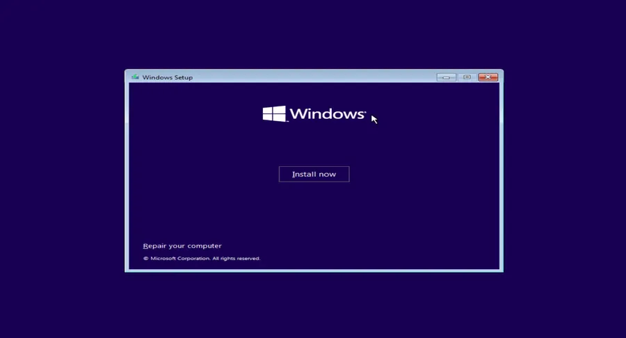 A sequence of screenshots showing the installation process of Windows within a virtual machine.