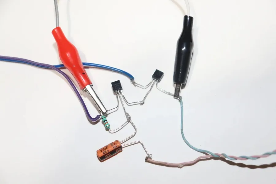 A simple circuit diagram using a BC547 as an amplifier.