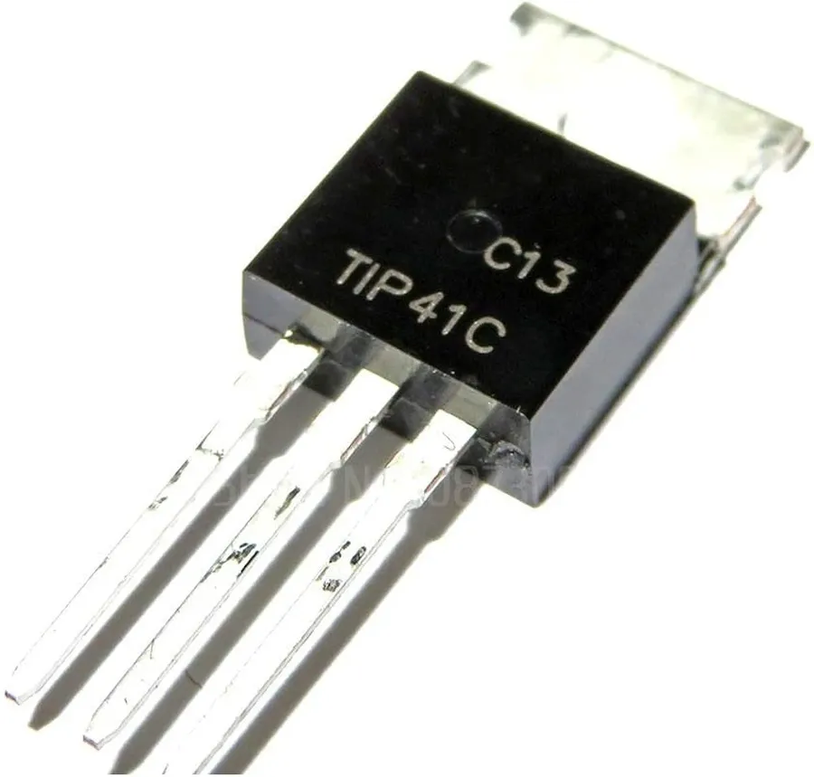 A photo showing TIP41C transistor alongside other similar transistors.