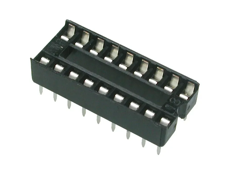 A DIP socket.