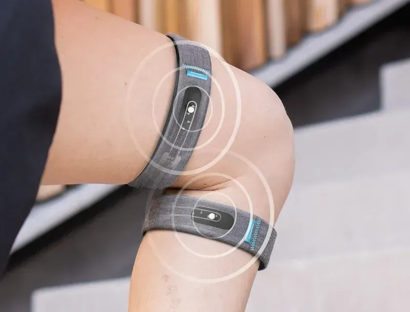 A person using a smart rehabilitation device