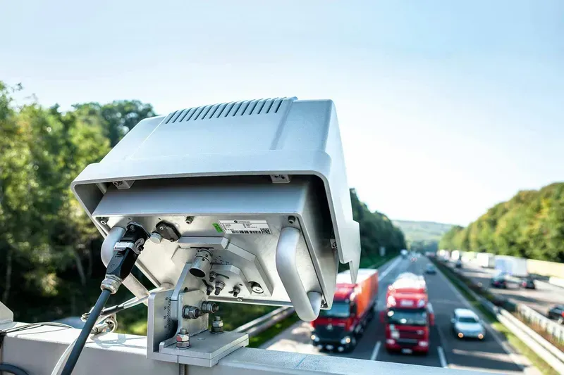 Smart toll collection equipment at a toll station