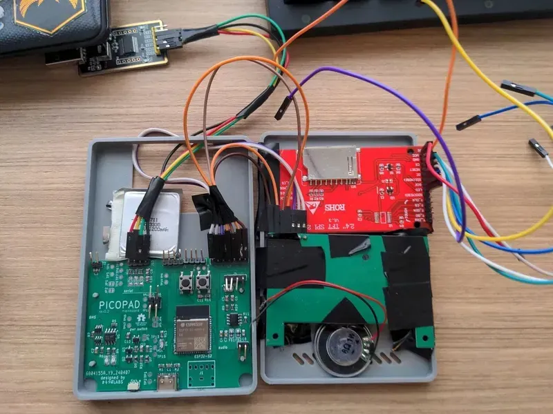A visual representation of VR game console PCB design layout