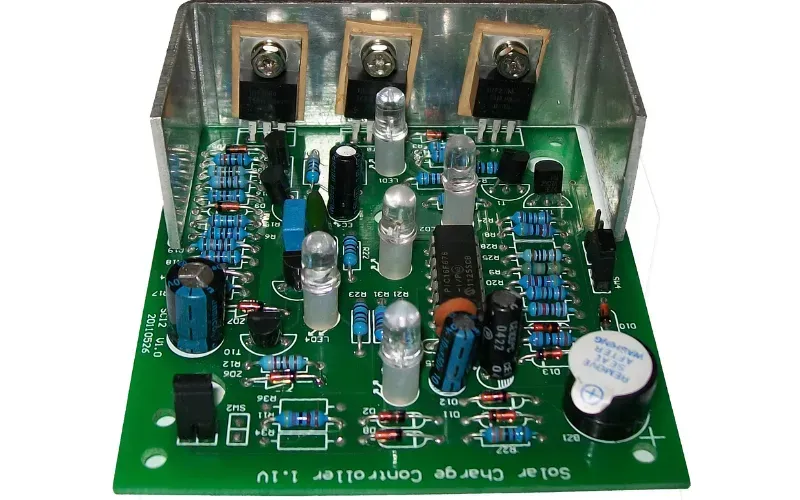 Components of a UPS power supply motherboard